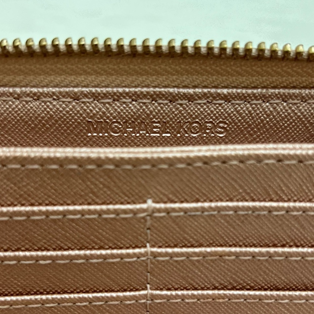 MICHAEL KORS - ROSE GOLD LEATHER LONG ZIP WALLET - Picture 9 of 12